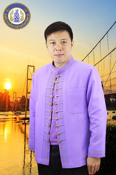 นายหิรัญ ทานัด